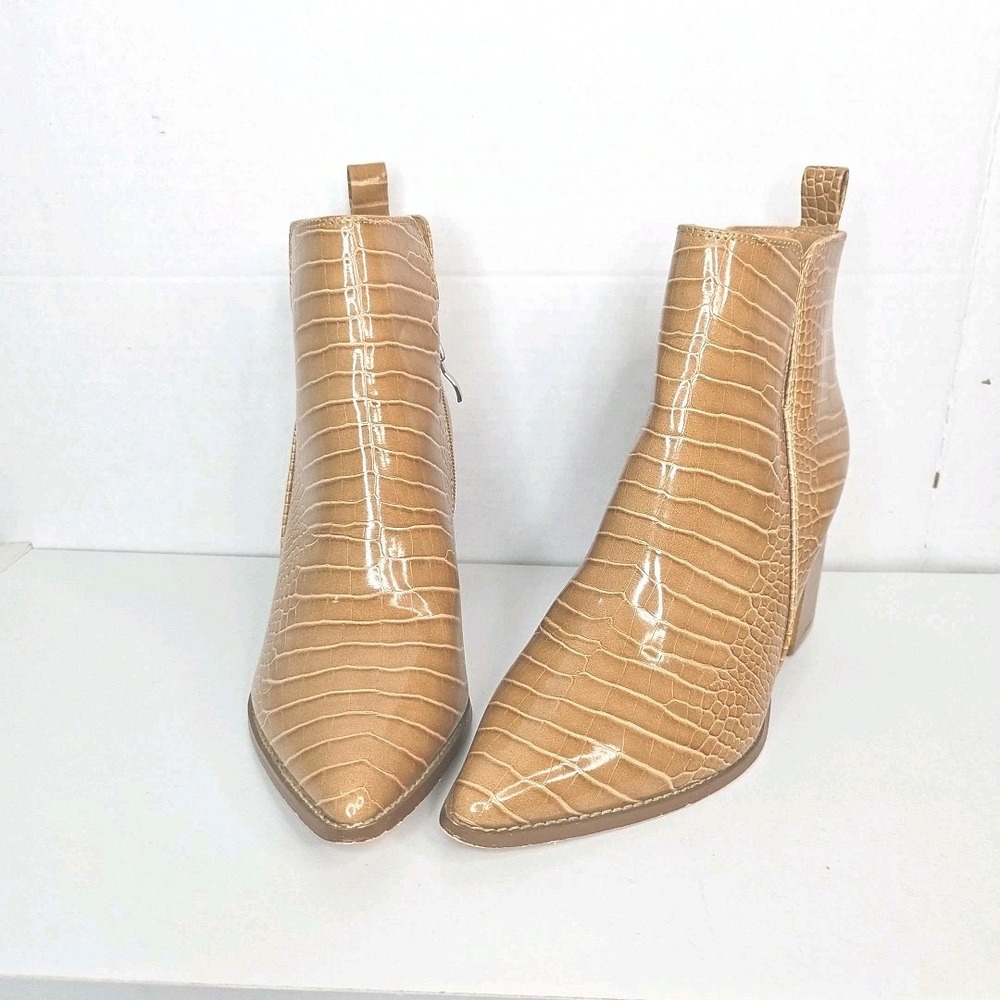 Unbranded Women's Beige‎ Ankle Boots Pointed Toe Side Zipper Faux Croc Size 8.5